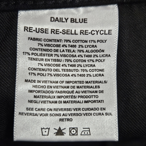 Daily Blue By AG Peace Rekaxed Bell Bootcut Jeans in Infinity - Picture 7 of 11